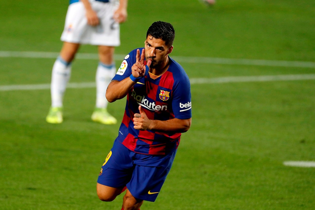 El delantero Luis Suárez por ahora sigue en Barcelona.