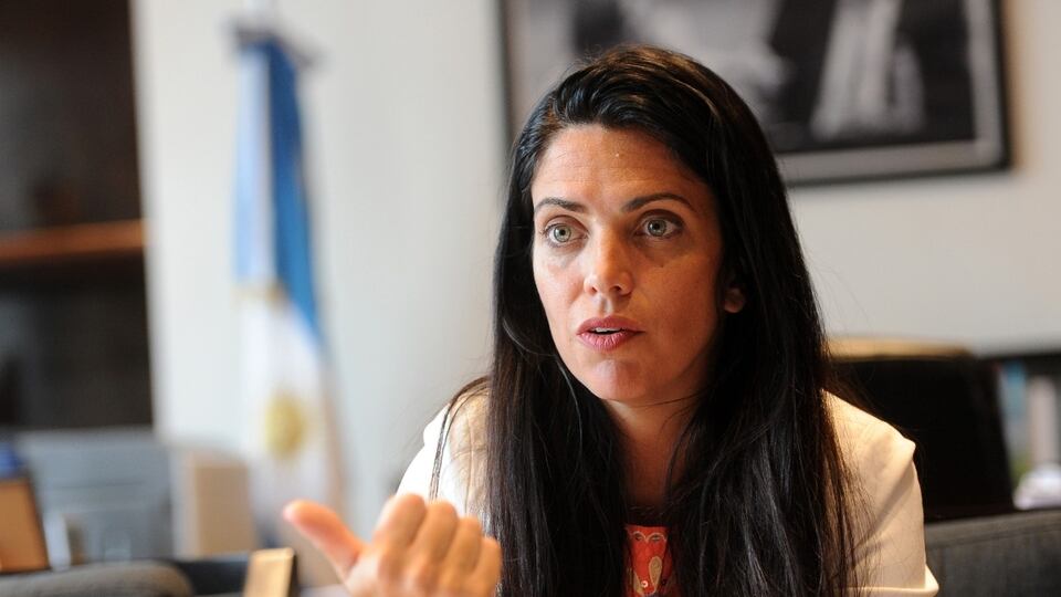 "Si esto es una represalia por haber defendido a un sector, les pido que se la agarren conmigo, pero no tomen de rehenes a 71 mil afiliados”, dijo.