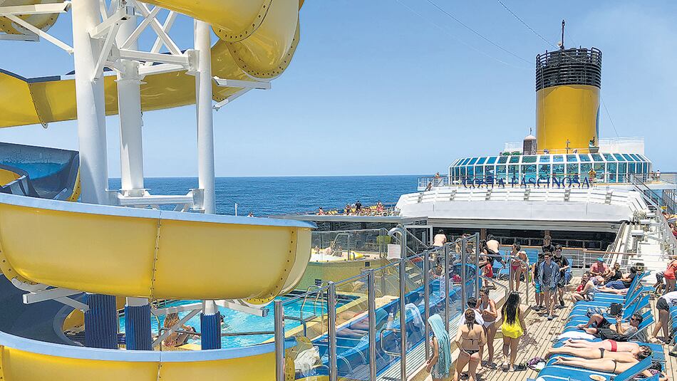 Todos a bordo. Una auténtica ciudad flotante para viajar desde Buenos Aires a Río de Janeiro.