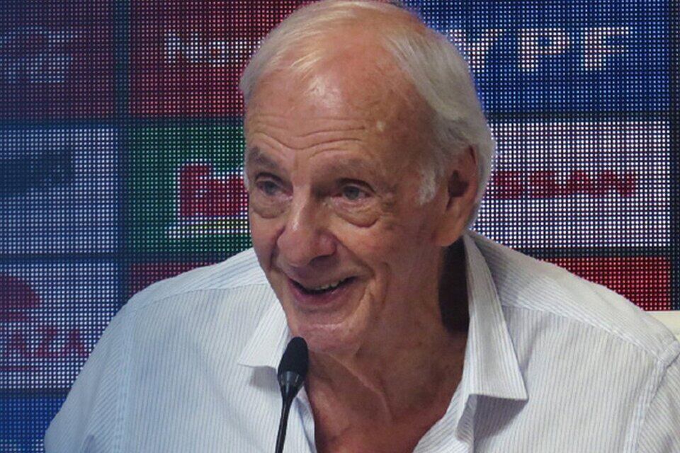 César Luis Menotti, uno de los hombres más importantes de la historia del fútbol argentino.