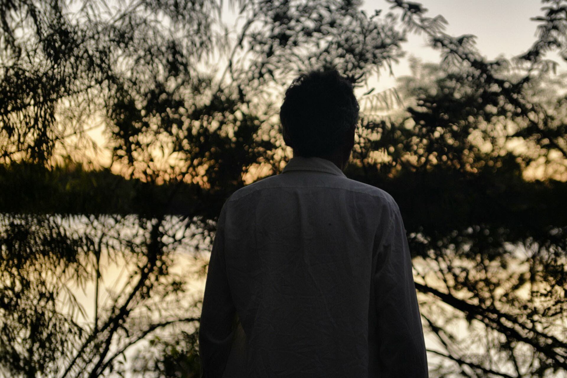 Un plano de El limonero real, película de Gustavo Fontán basada en el libro de Saer.