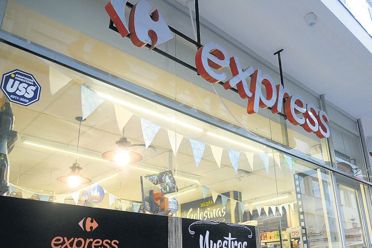 Carrefour es una de las principales cadenas de supermercados del país y emplea a 19 mil personas.