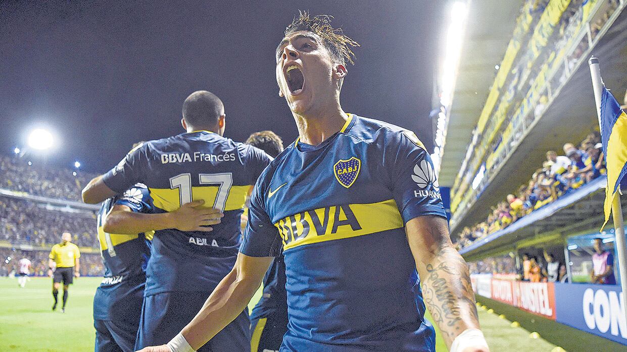 Pavón festeja el gol que le dio el triunfo a Boca en la Bombonera.