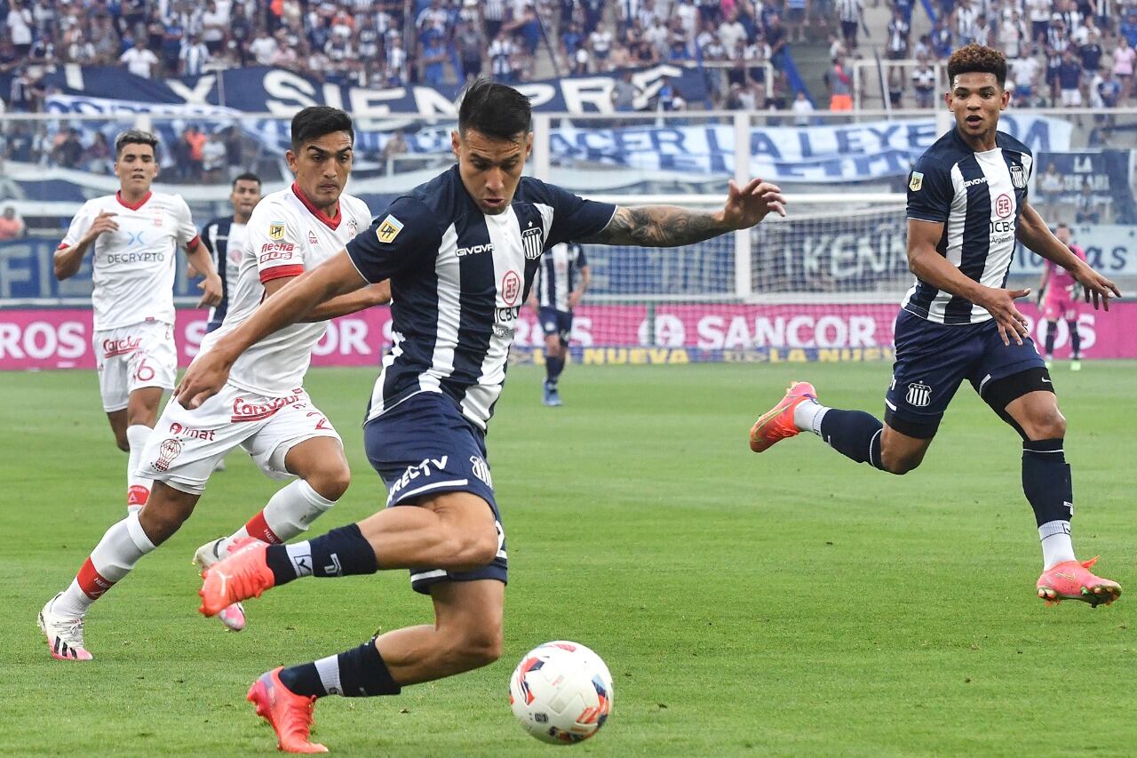 Talleres se recuperó ante Huracán después de tres fechas