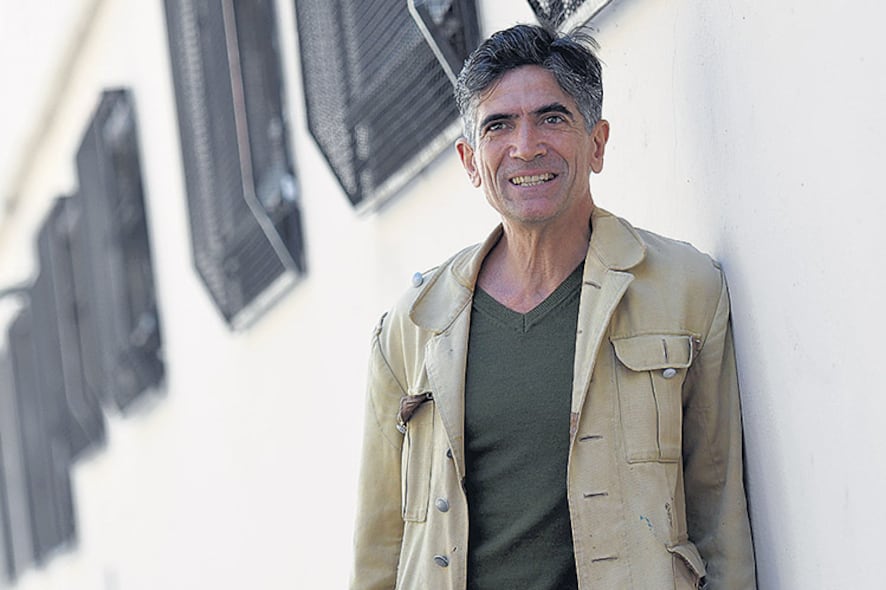 Pablo Cedrón se inició con su tío Jorge Cedrón y filmó con Fabián Bielinsky y Benjamín Naishtat.