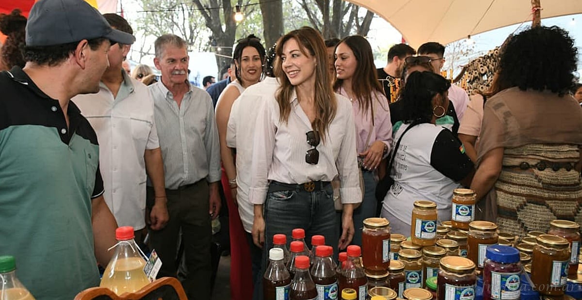 Flavia Royón en la Feria Potencia en Tartagal
