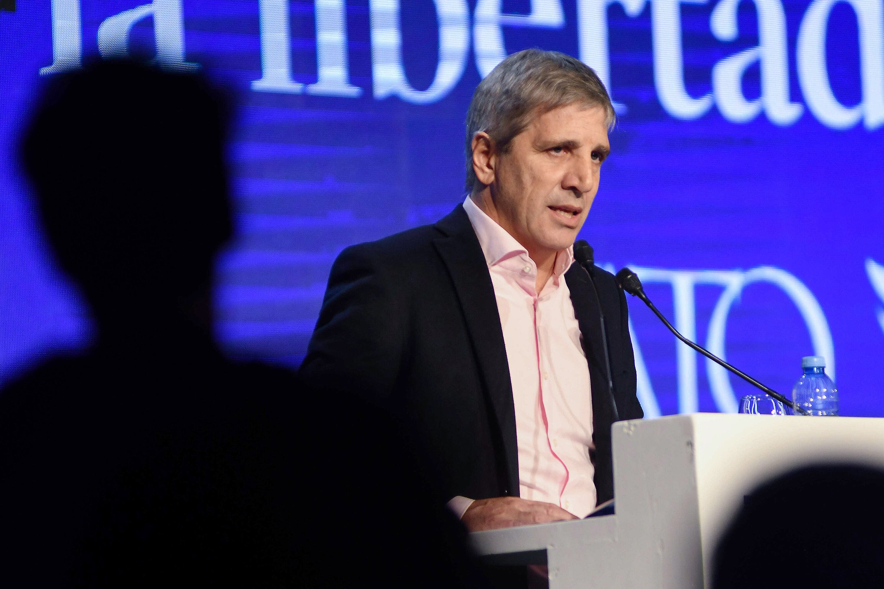 Luis Caputo, ministro de Economía de la Nación.