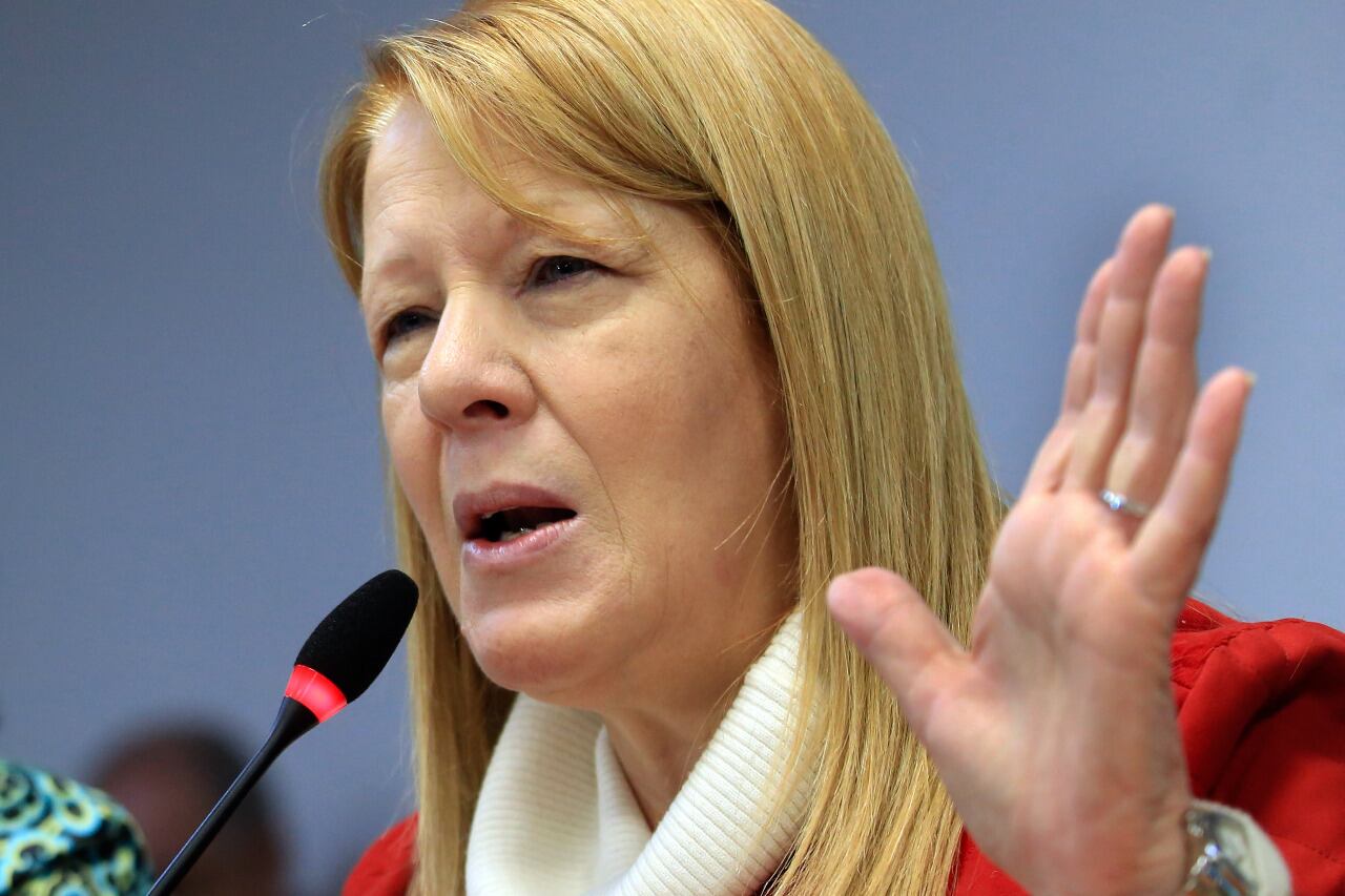 La ex diputada Margarita Stolbizer, se manifestó de acuerdo con la eventual suspensión de las elecciones primarias (PASO) al considerar que la ley que las implementó "no sirve para nada".