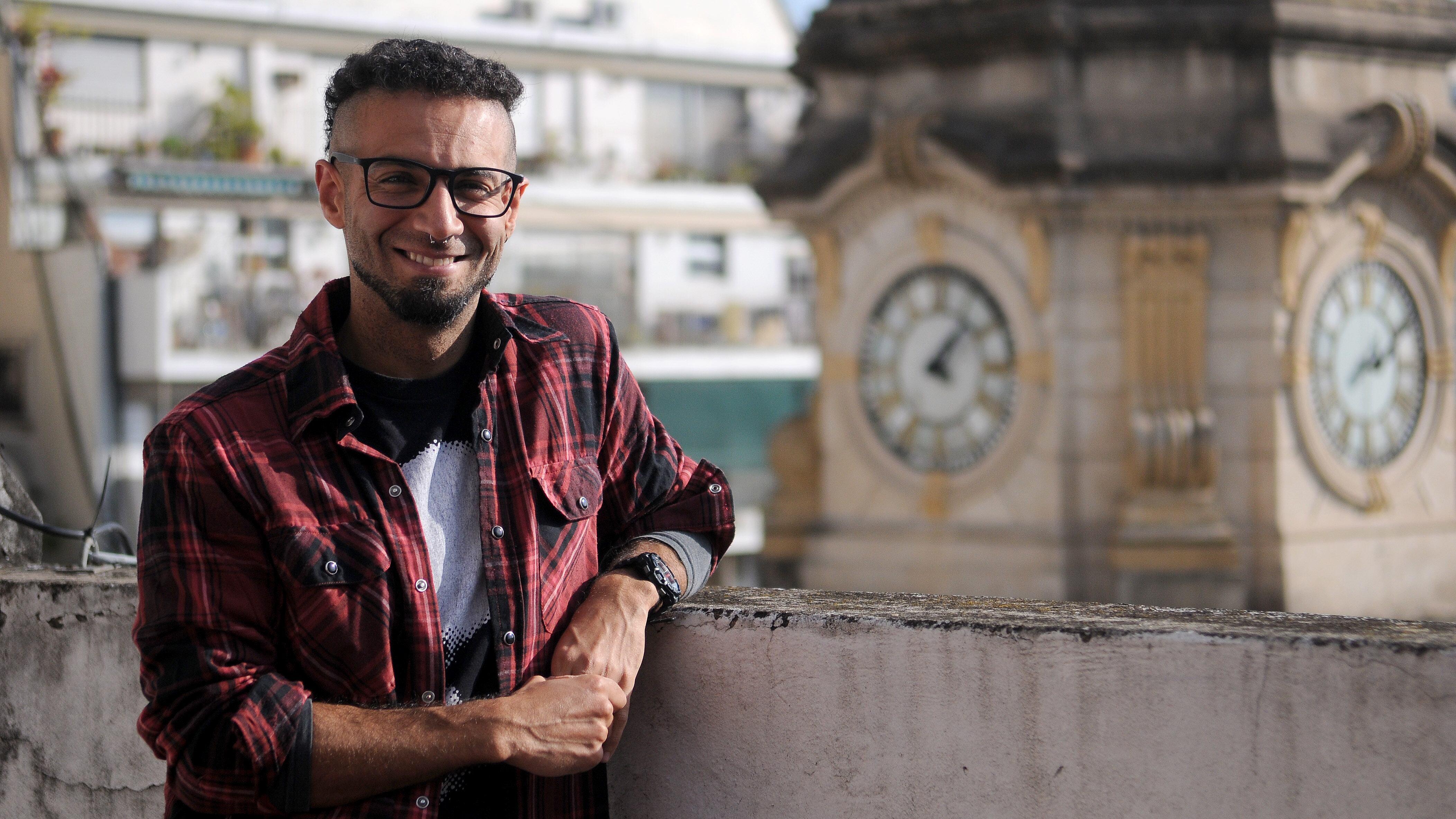 Julián Zícari ofrece una explicación a las crisis económicas argentinas.