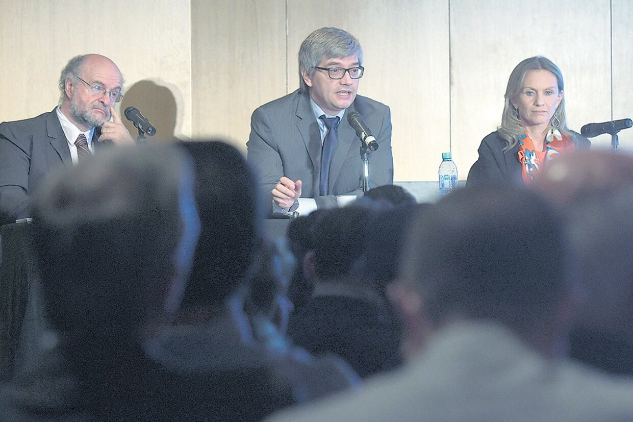El presidente del Enargas, Mauricio Roitman, encabezó la audiencia pública en el Centro Metropolitano de Diseño.
