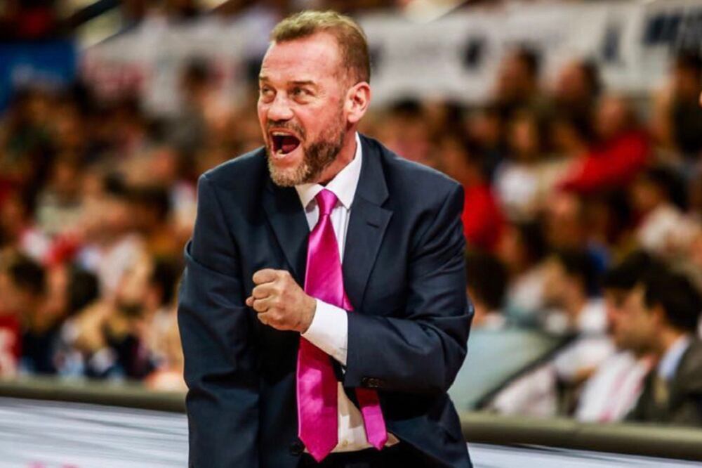 Néstor García tiene una larga experiencia en selecciones continentales