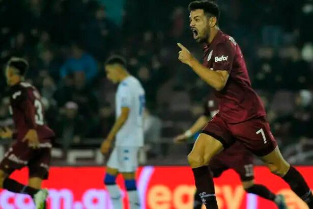 Acosta, Lanús lo licenció para "arreglar sus asuntos personales".