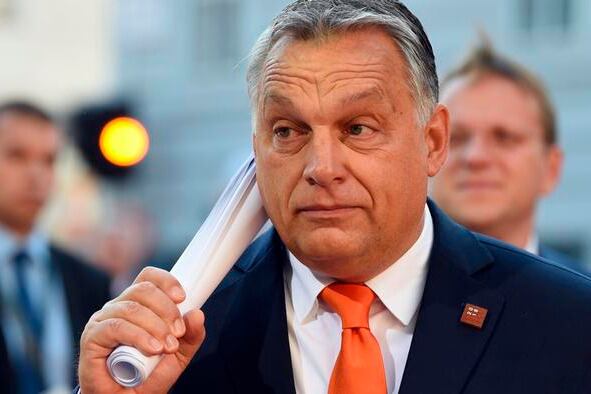 El primer ministro húngaro Viktor Orbán avanza contra los derechos de la comunidad LGBT+.