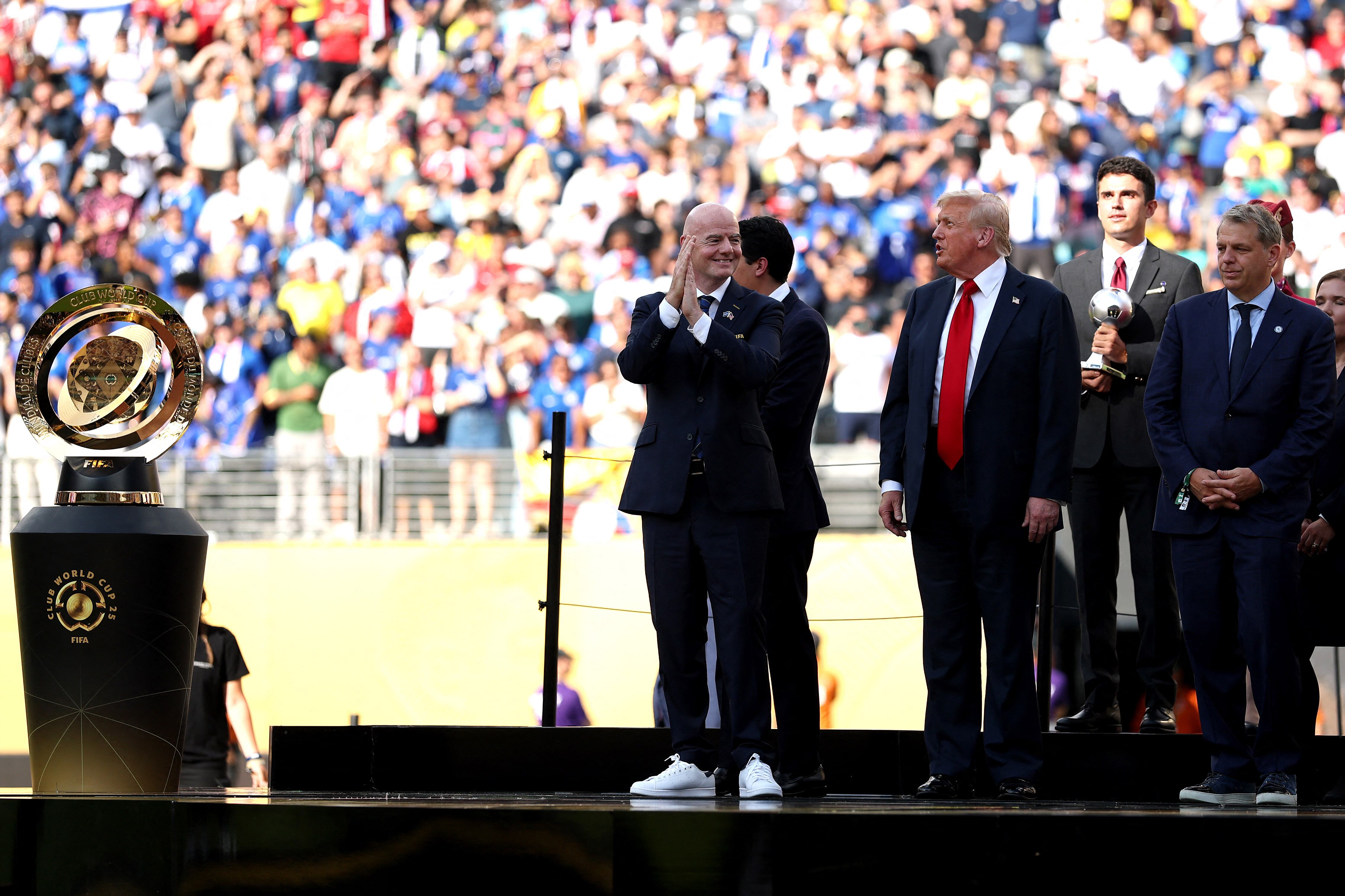 Infantino, Trump y Boehly, durante la coronación del Mundial de Clubes
