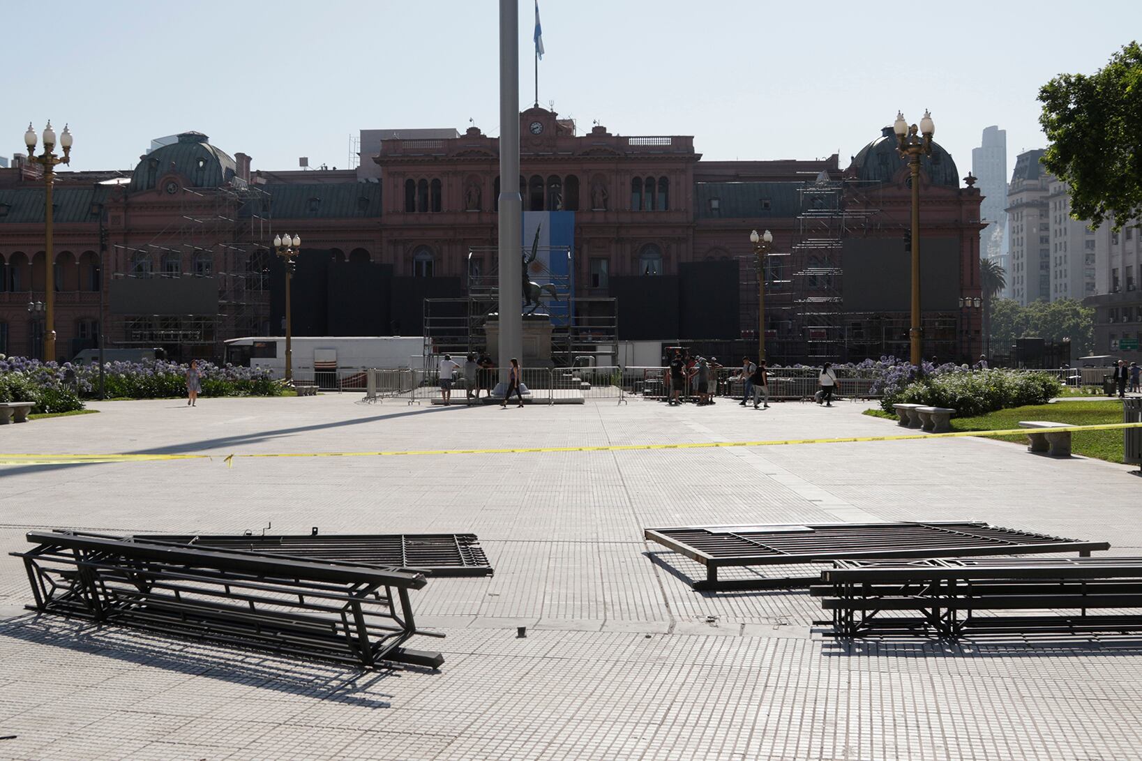 La Plaza de Mayo ya está sin rejas para la asunción de Alberto Fernández.