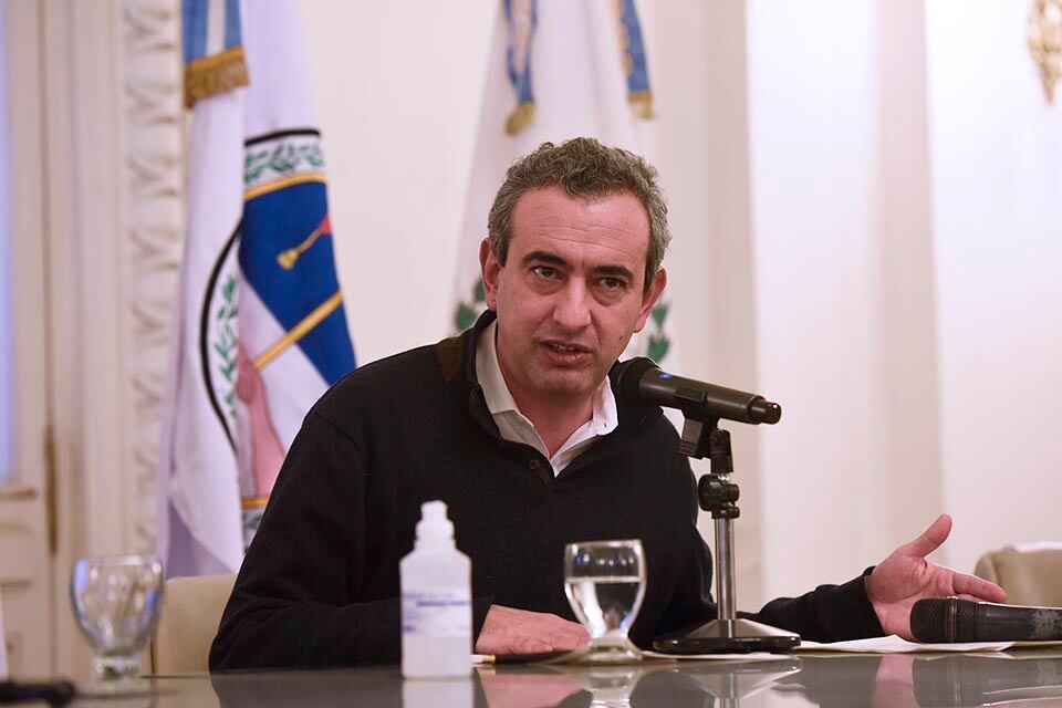 Javkin lanzó un fuerte discurso opositor por la inseguridad.