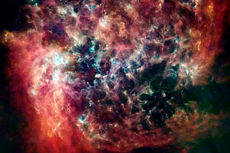 Mirar el cielo puede ser una experiencia artística.