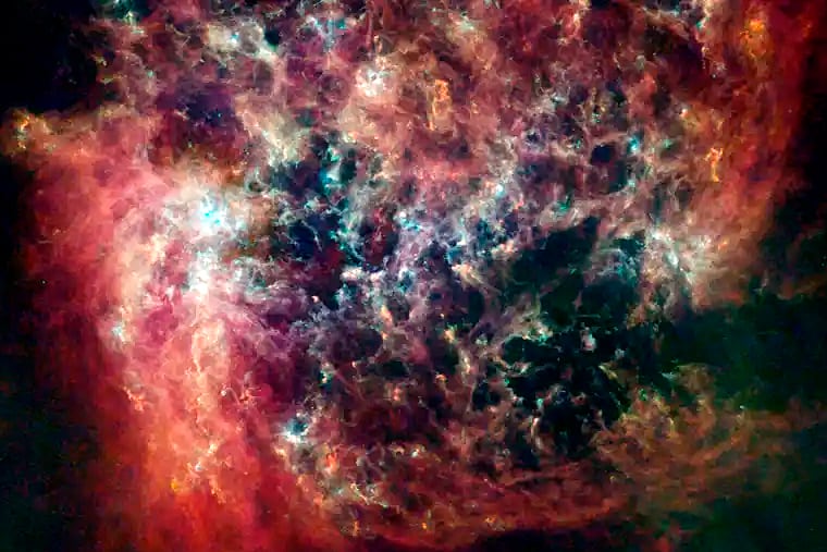 Mirar el cielo puede ser una experiencia artística.