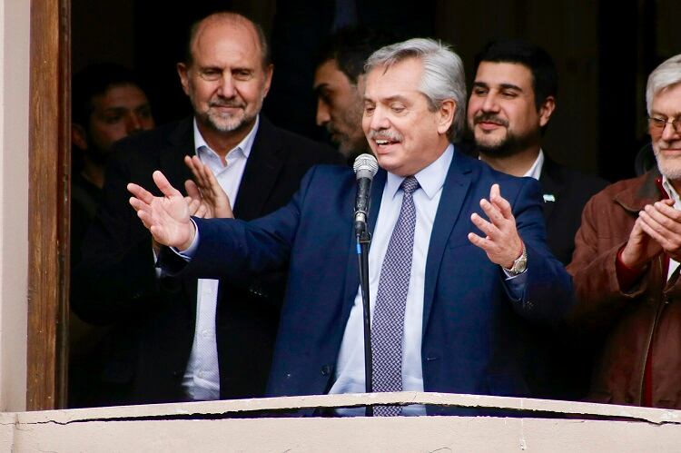 Fernández, de campaña este viernes en Santa Fe.