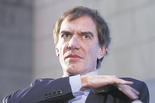 Lopérfido tuvo que dejar Cultura tras poner en duda la cantidad de desaparecidos durante la dictadura.