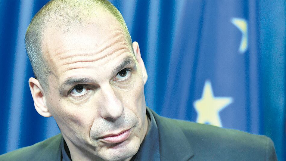 “Apoyan a un derechoso extremo”, reprochó Varoufakis el acuerdo con el FMI.