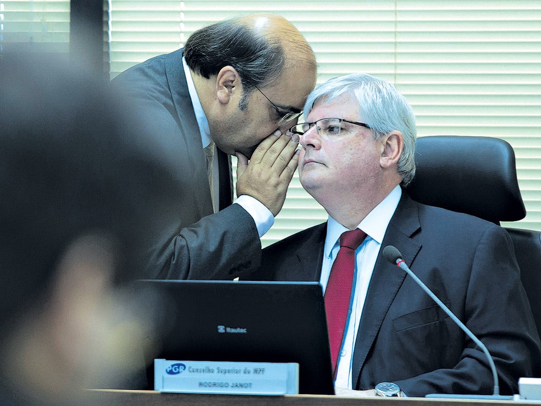 El procurador Rodrigo Janot le presentó a la Corte una lista con 83 nombres implicados en la Lava Jato