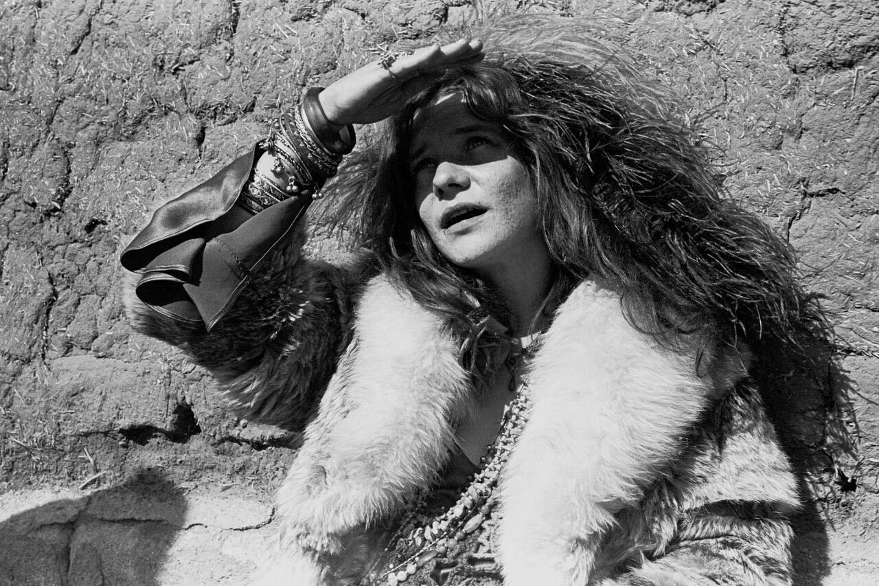 En 1970 víctima de una sobredosis de heroína, muere Janis Joplin a los 27 años en un hotel de Los Ángeles.