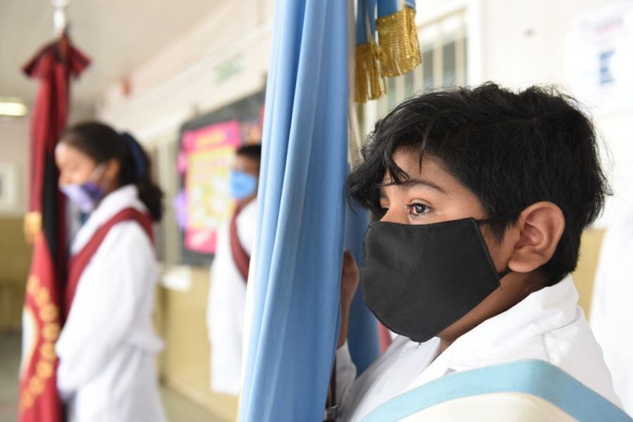 A pesar del aumento de los casos, el gobierno insistió en la continuidad de las clases 