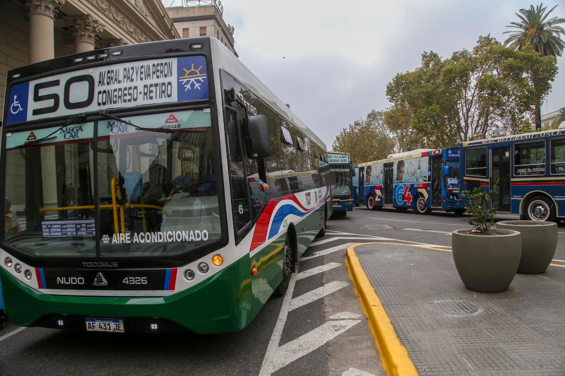 Posible paro de colectivos