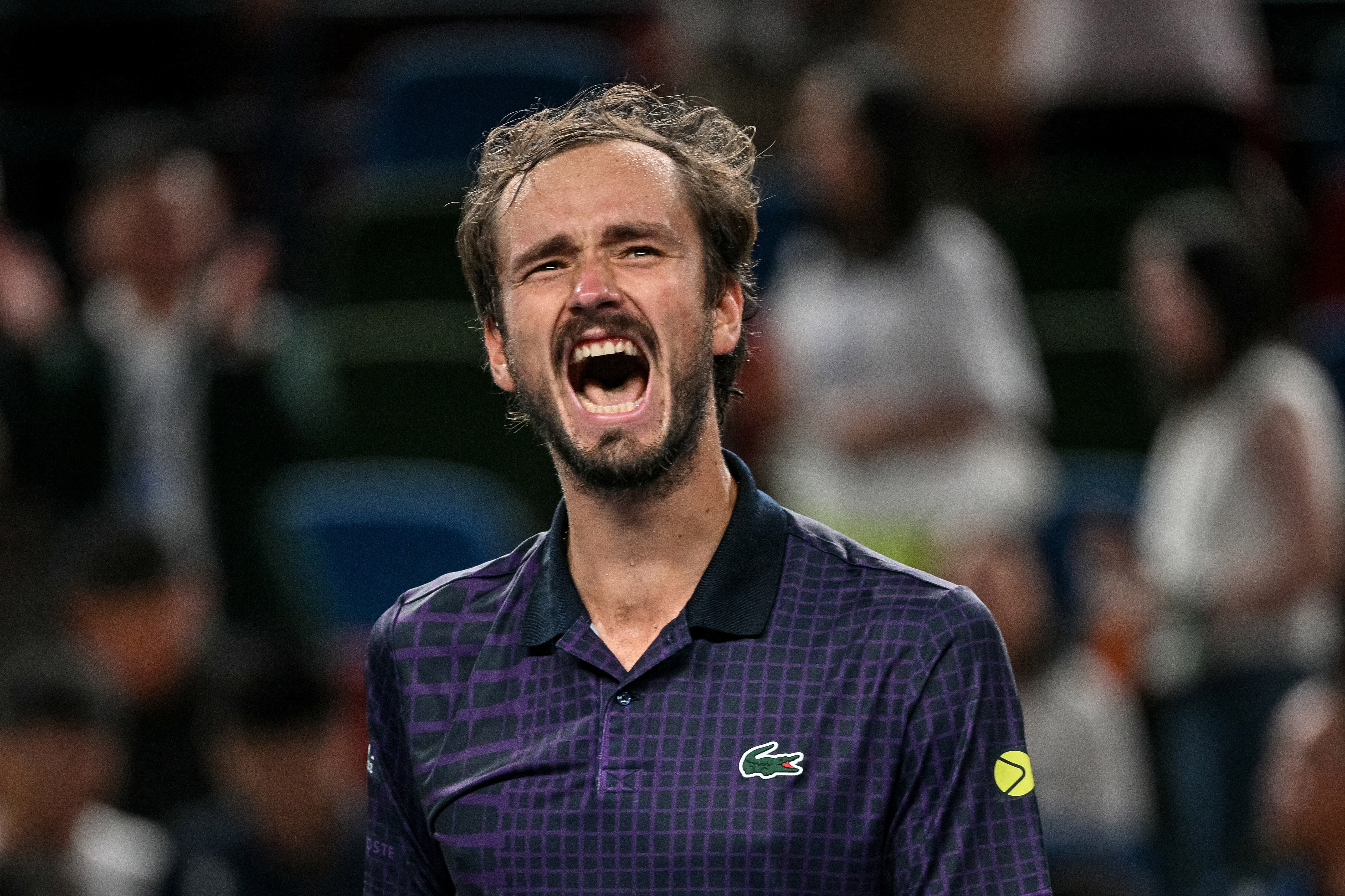 Daniil Medvedev ganó un partido muy parejo