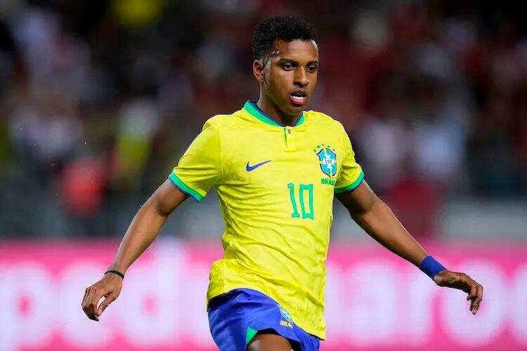 Rodrygo Silva, figura del Brasil de Fernando Diniz.