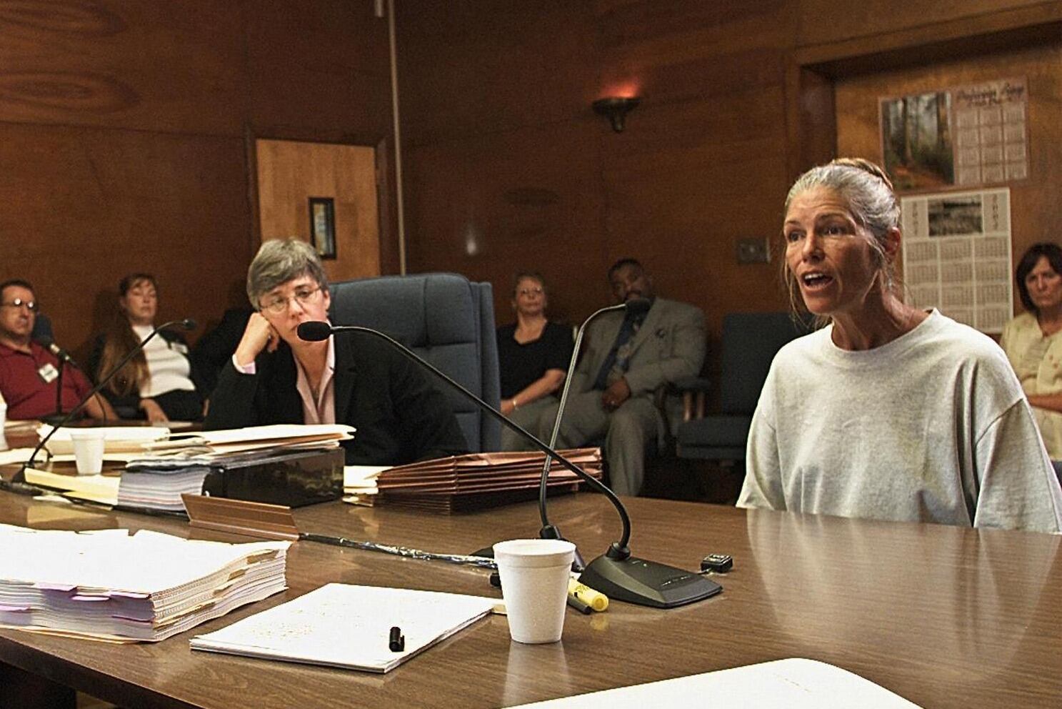 Van Houten durante una audiencia, en 2002.