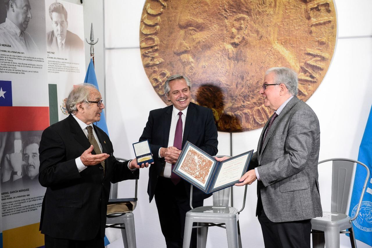 Alberto Fernández encabezó este mediodía el acto de inauguración de la Casa de los Premios Nobel Latinoamericanos.