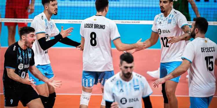 Tras el triunfo ante Bulgaria, la selección argentina de vóley. 