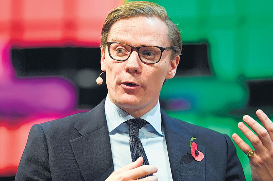Alexander Nix, ex CEO de Cambridge Analytica, declaró ante la Comisión de Asuntos Digitales.