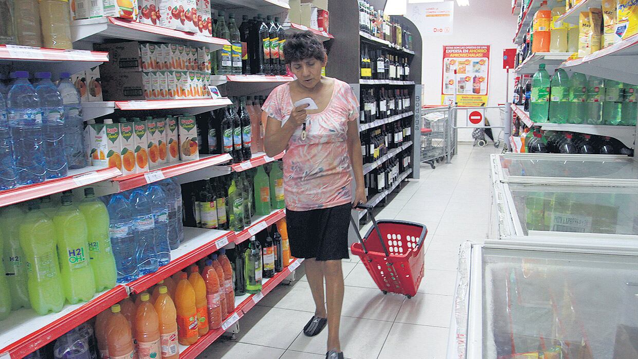 La fuerte suba en el precio de los alimentos tiene como contrapartida una baja en el consumo.