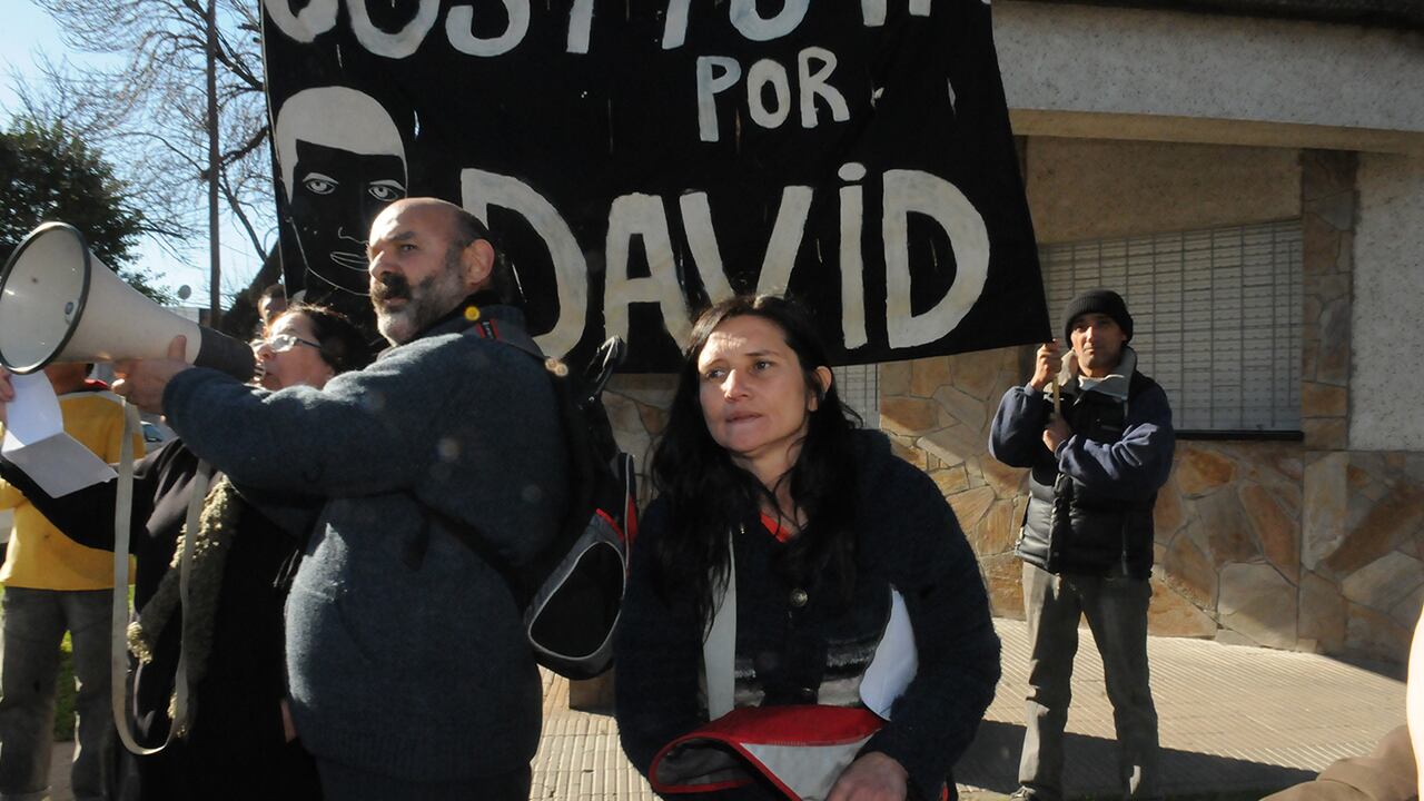 El linchamiento ocurrió en la tarde del 22 de marzo de 2014, en Marcos Paz al 5400.