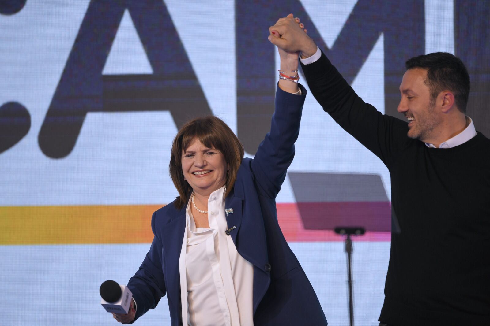Bullrich y Petri, en el escenario