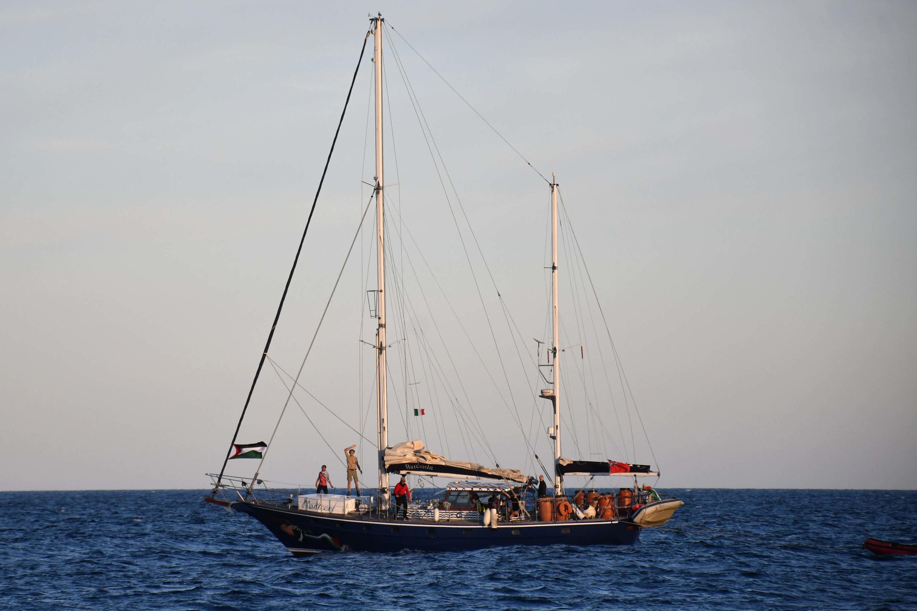 El velero Madleen partió el 1 de junio desde Sicilia en dirección a Gaza-