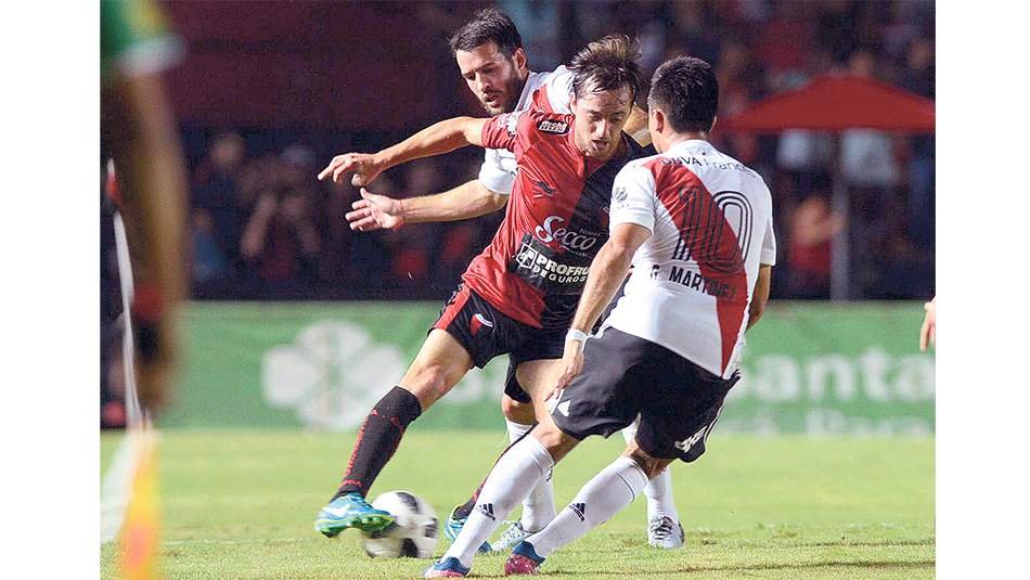 River mereció ganar, pero sólo consiguió un empate sin tantos en Santa Fe.