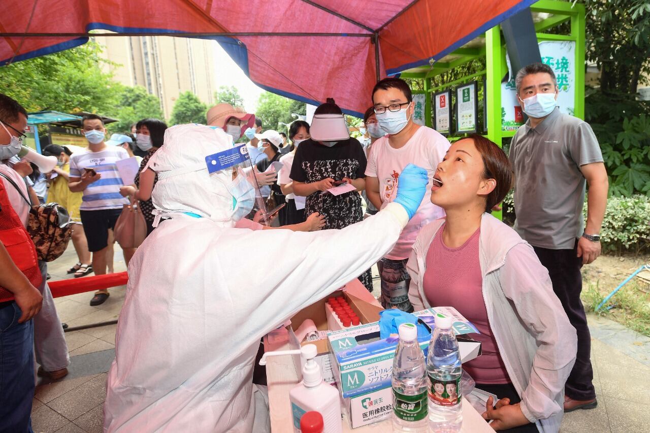 Se detectó coronavirus en siete trabajadores migrantes en la ciudad china.