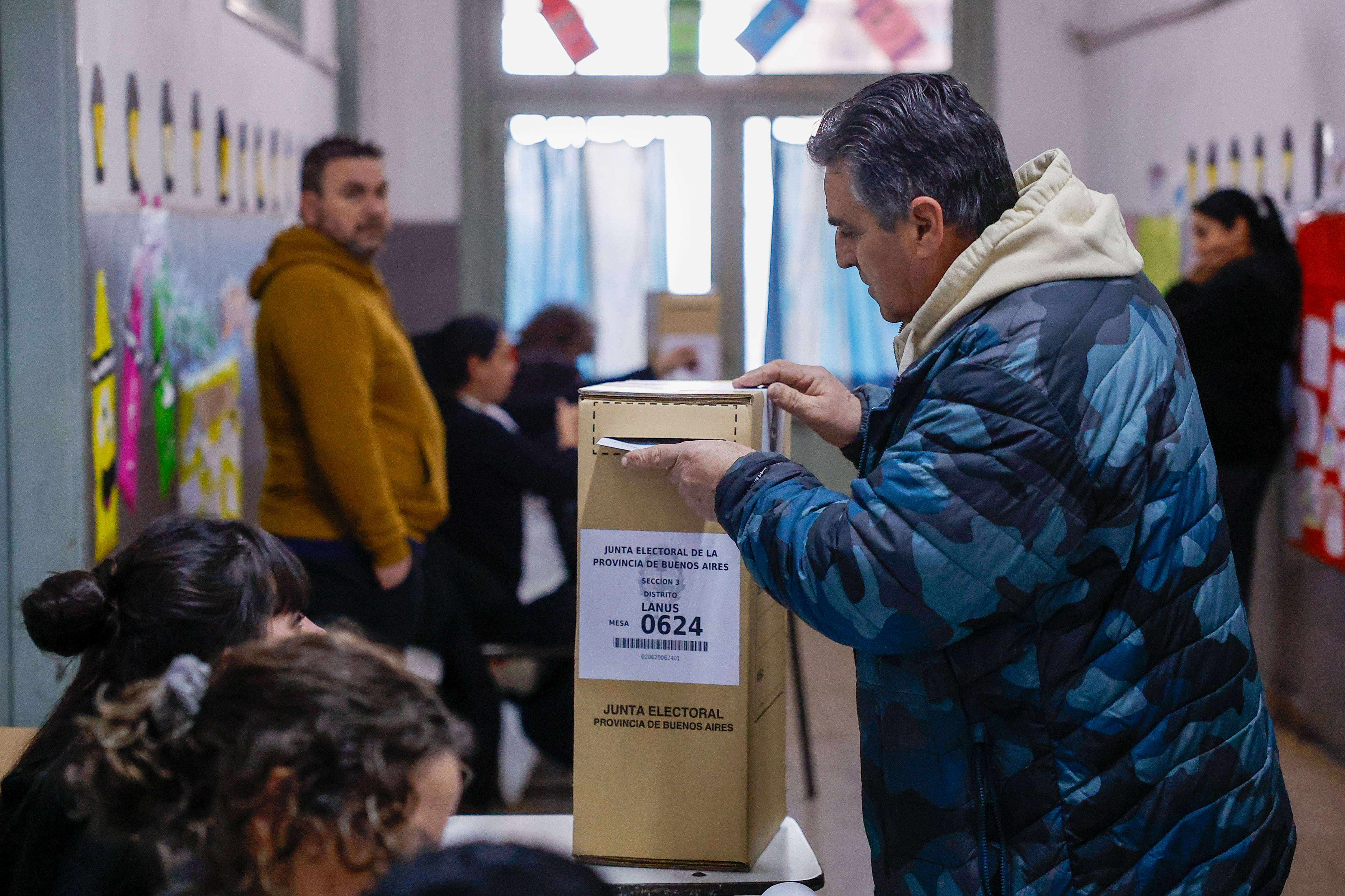 La Libertad Avanza se impuso sobre el peronismo por tan sólo el 0,32 por ciento. "Prácticamente un empate técnico", dijeron los intendentes.