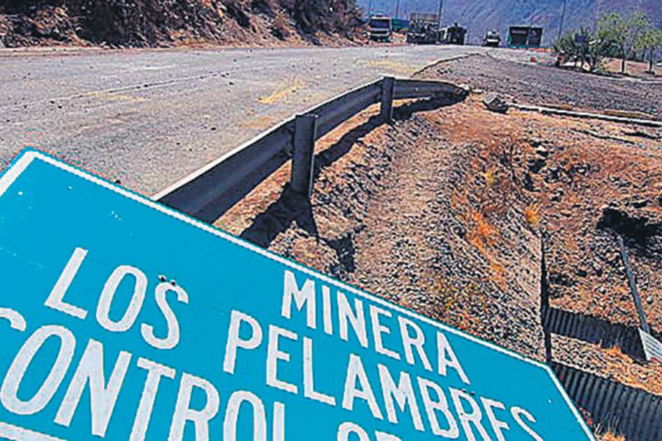 La minera Antofagasta Minerals opera en la mina de cobre Los Pelambres.
