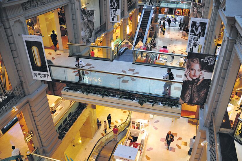 Los datos del Indec reflejan un panorama desalentador para la actividad comercial.