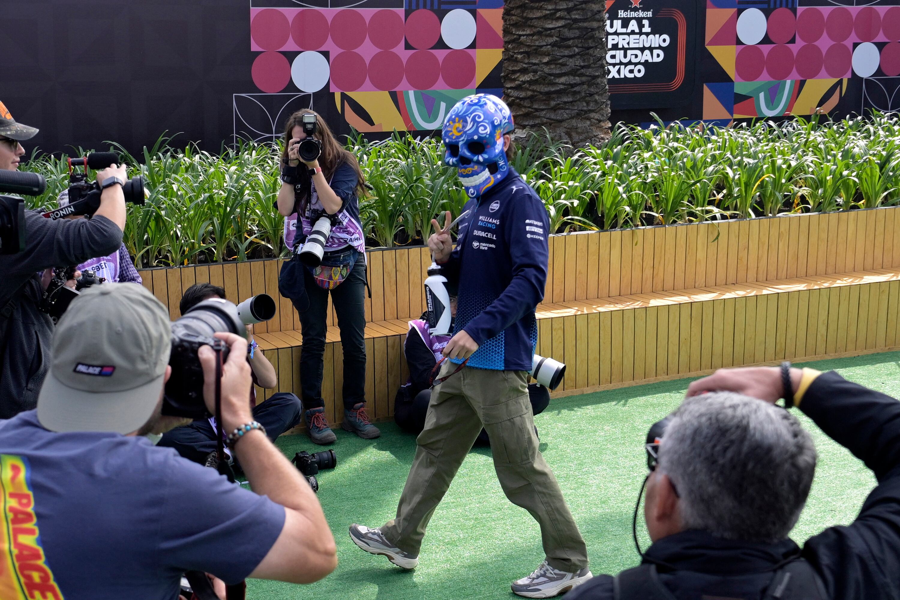 Colapinto y un guiño al público mexicano