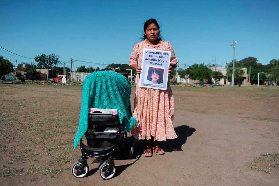 Zaida Mamani pide justicia por su hija, por cuyo asesinato está imputada.