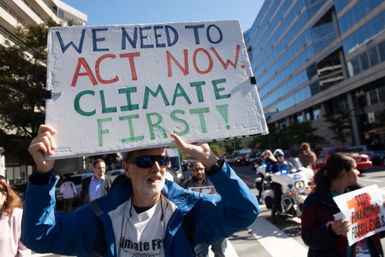 Salirse del acuerdo fue lo primero que hizo Trump, volver lo primero que hizo Biden.