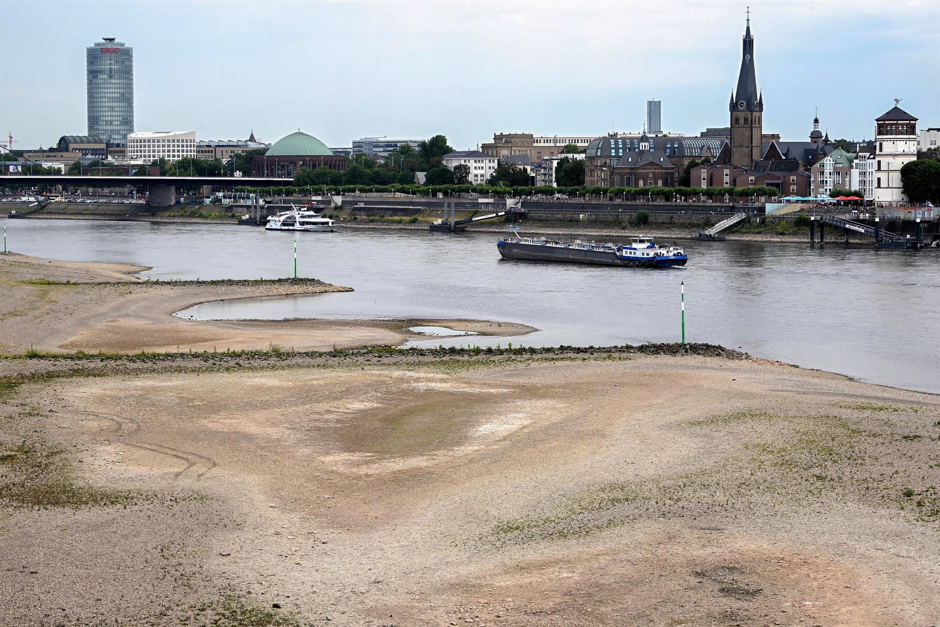 El Rín, casi seco en Alemania. 