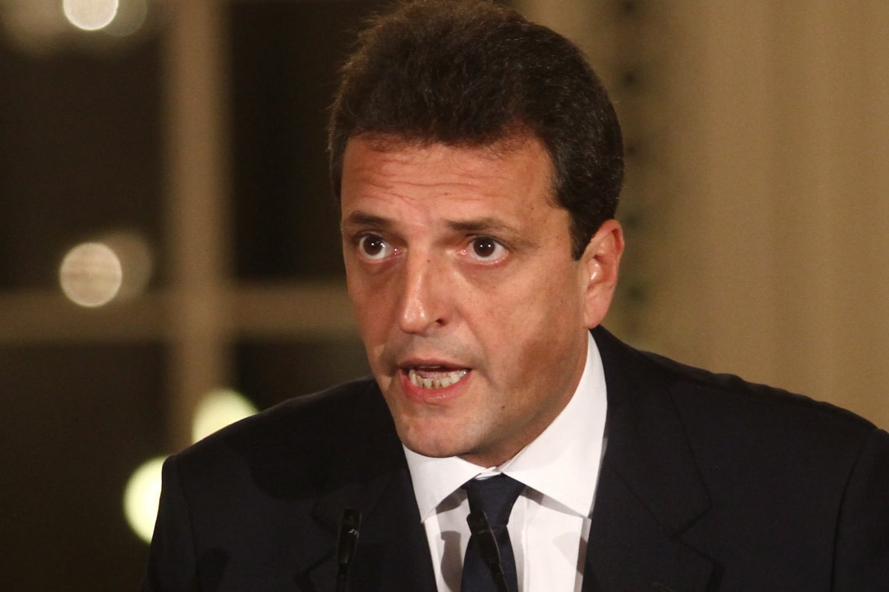 El presidente de la Cámara de Diputados, Sergio Massa, envió anoche a los presidentes de bloque el borrador de la resolución que habilitará las sesiones remotas a través de una aplicación para superar la parálisis legislativa.