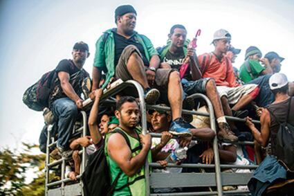 Más de siete mil hondureños se dirigen a EE.UU.